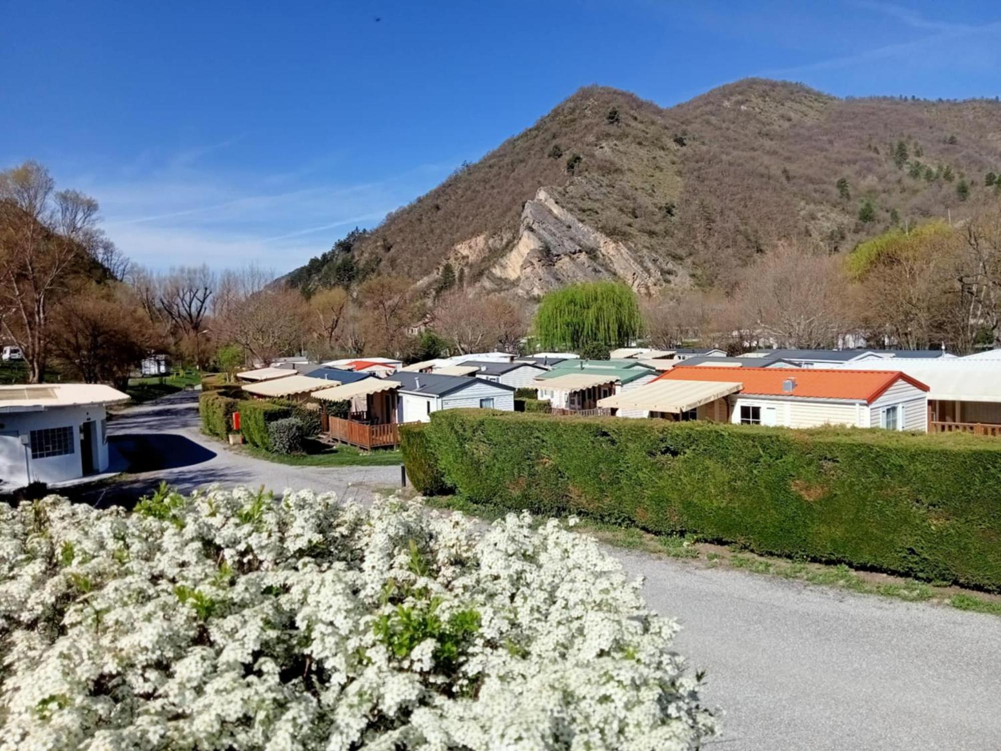 Camping Du Bourg Digne-les-Bains Εξωτερικό φωτογραφία